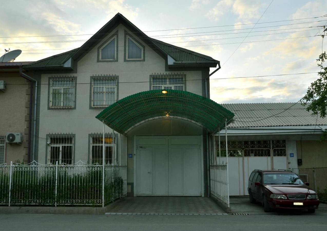 Astoria B&B Oş Exterior foto