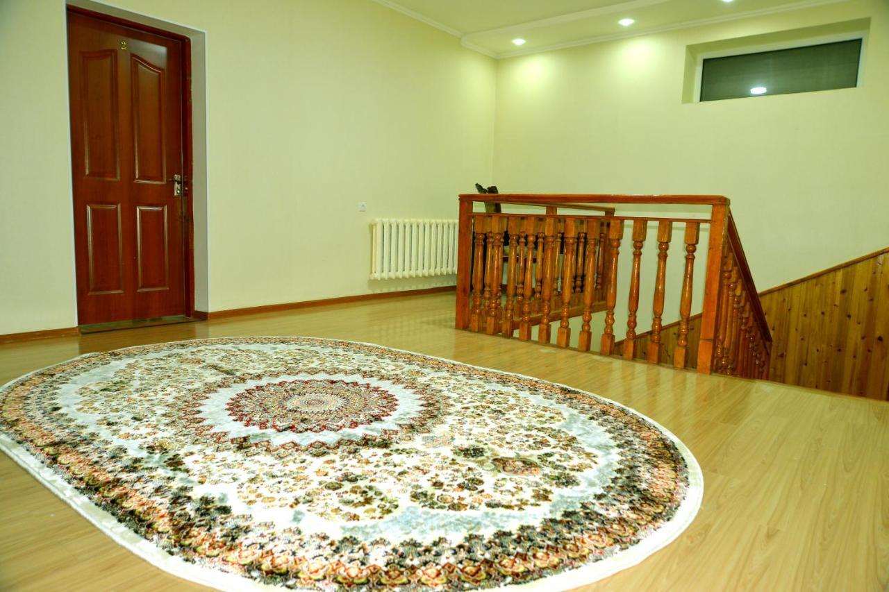 Astoria B&B Oş Exterior foto