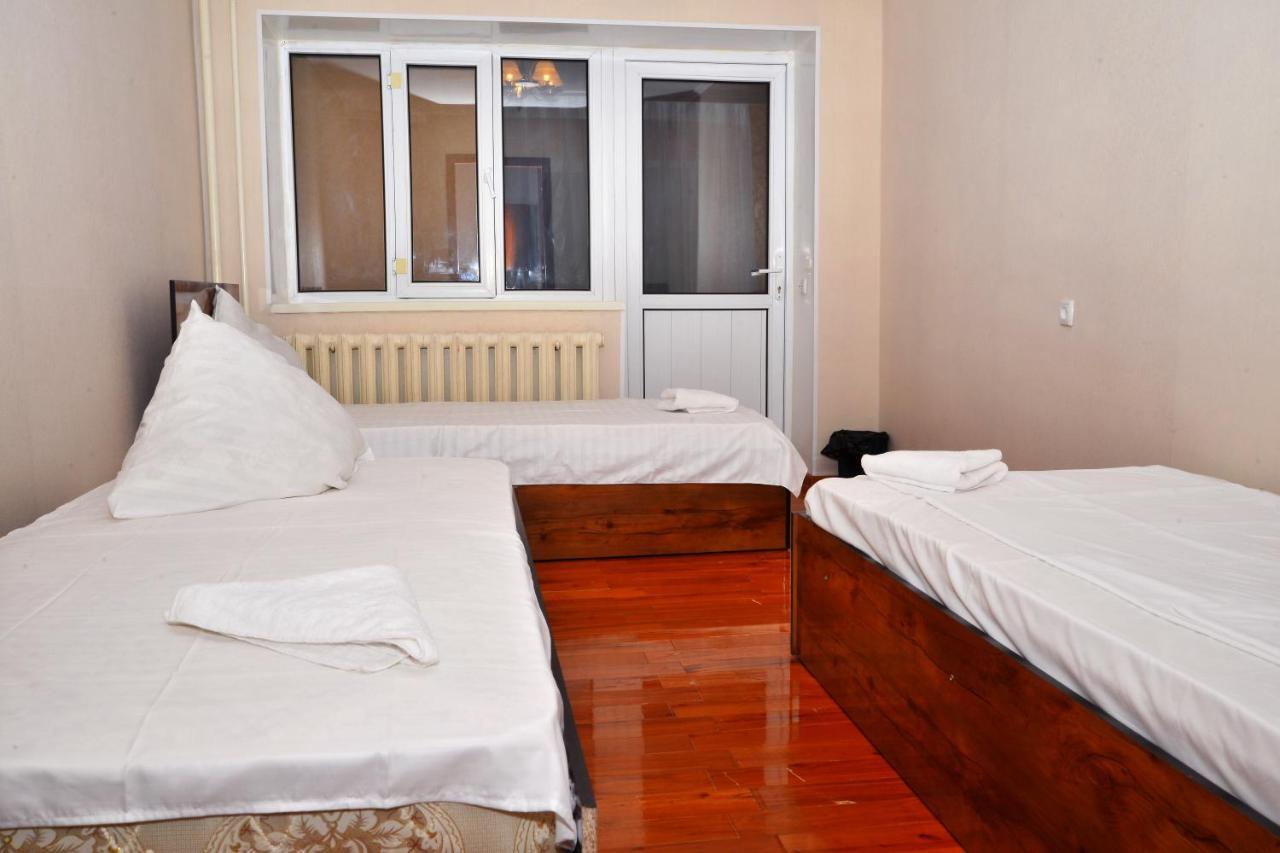 Astoria B&B Oş Exterior foto